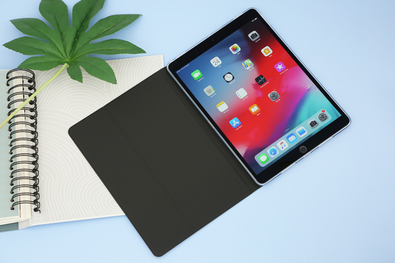 Ốp lưng iPad có thiết kế ôm sát, bảo vệ máy tốt